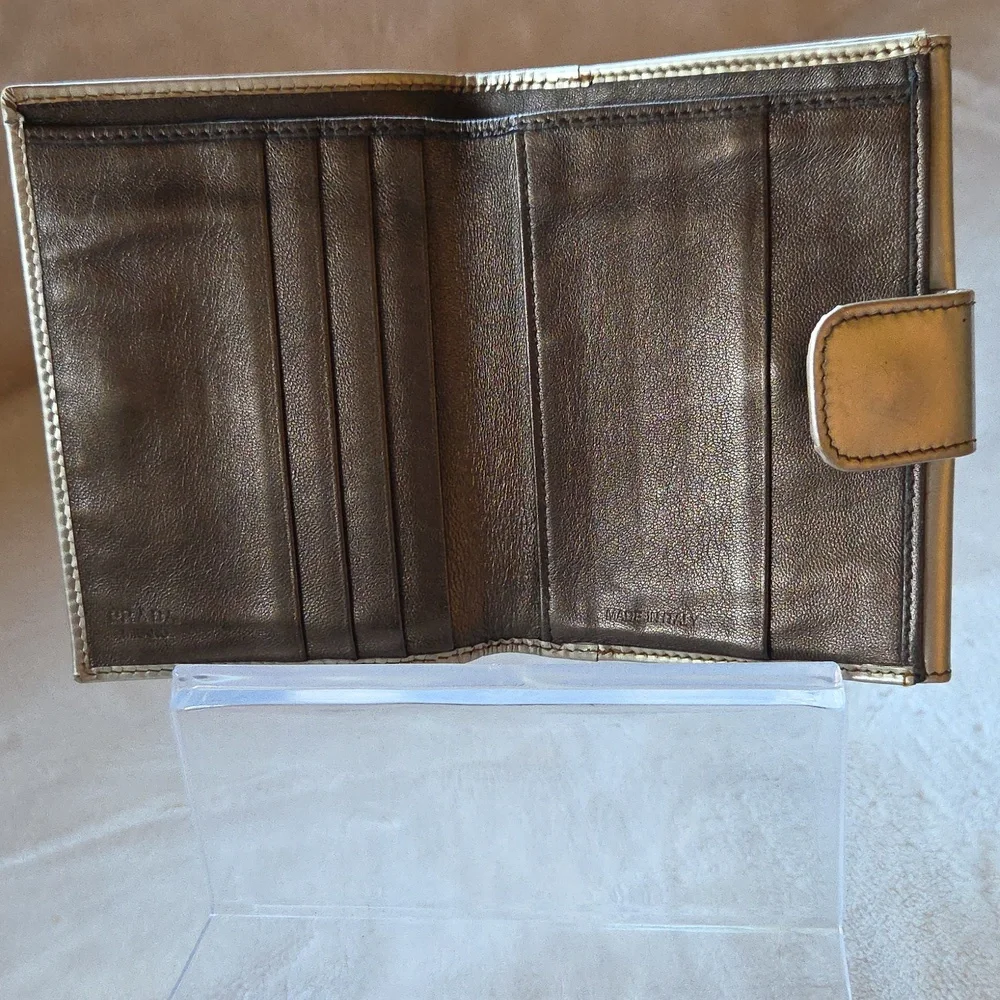 Prada Metallic‎ Gold Women's Wallet - Picture 4 of 7
